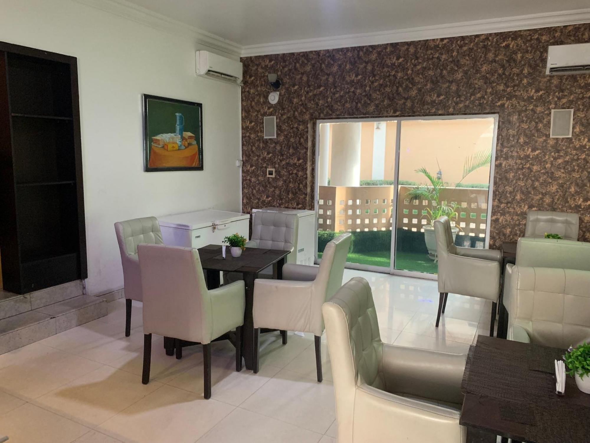 Presken Hotel @Oniru Лагос Екстериор снимка