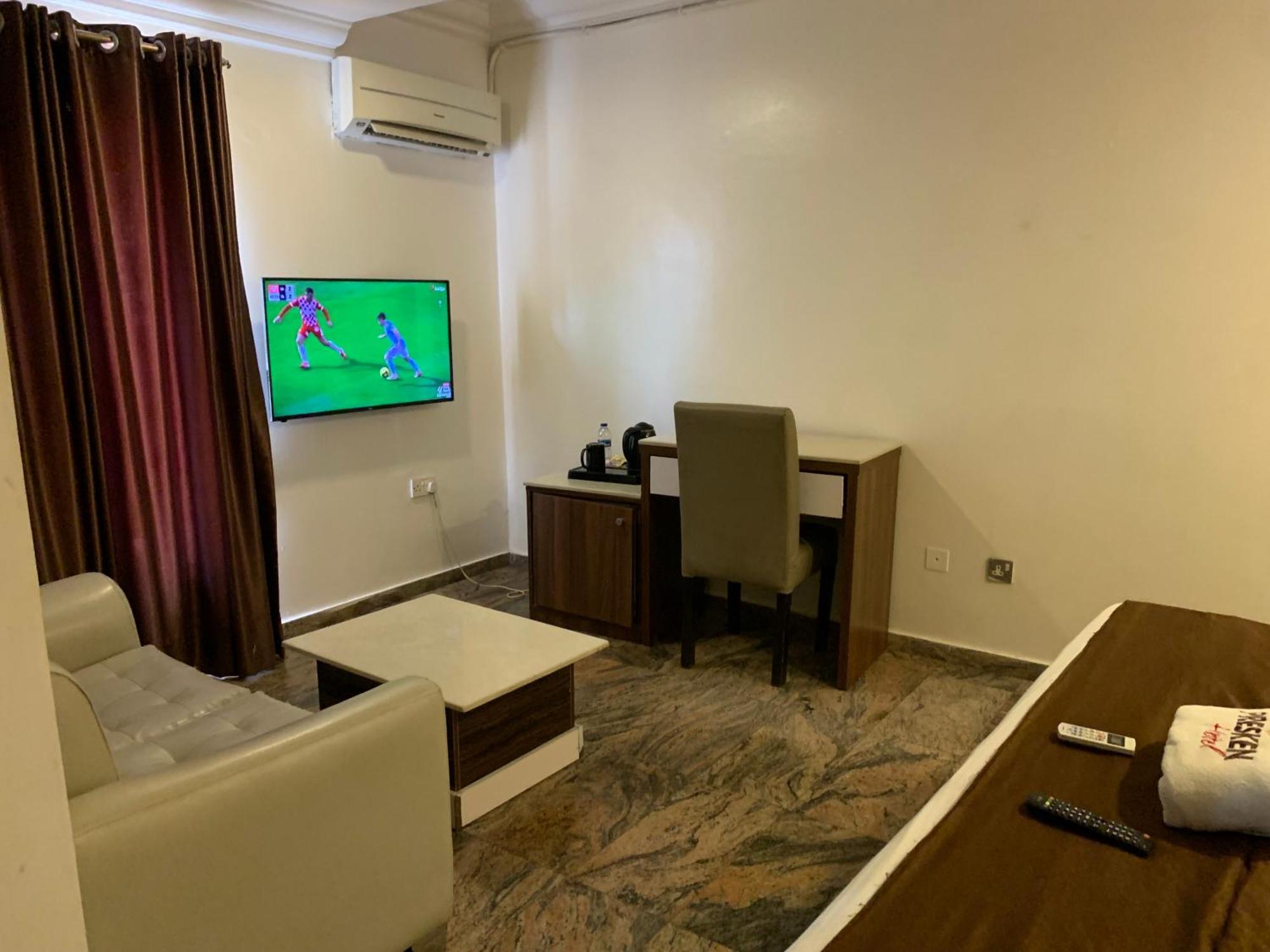 Presken Hotel @Oniru Лагос Екстериор снимка