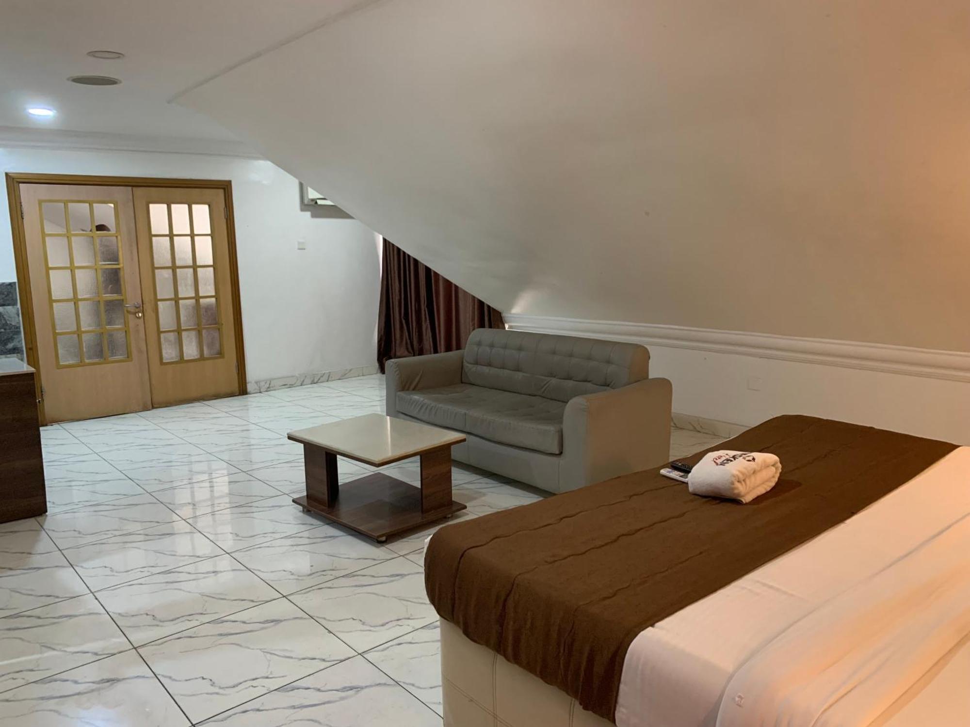 Presken Hotel @Oniru Лагос Екстериор снимка