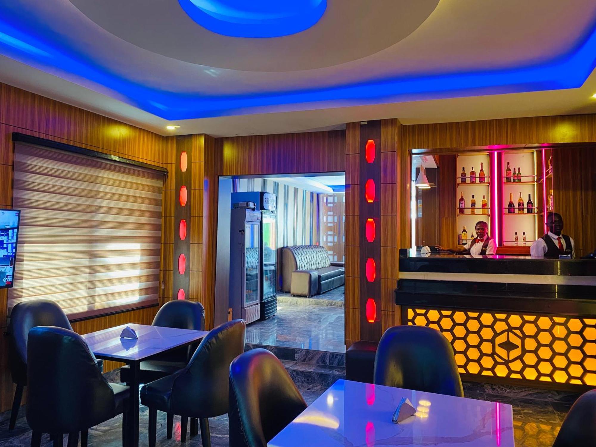 Presken Hotel @Oniru Лагос Екстериор снимка