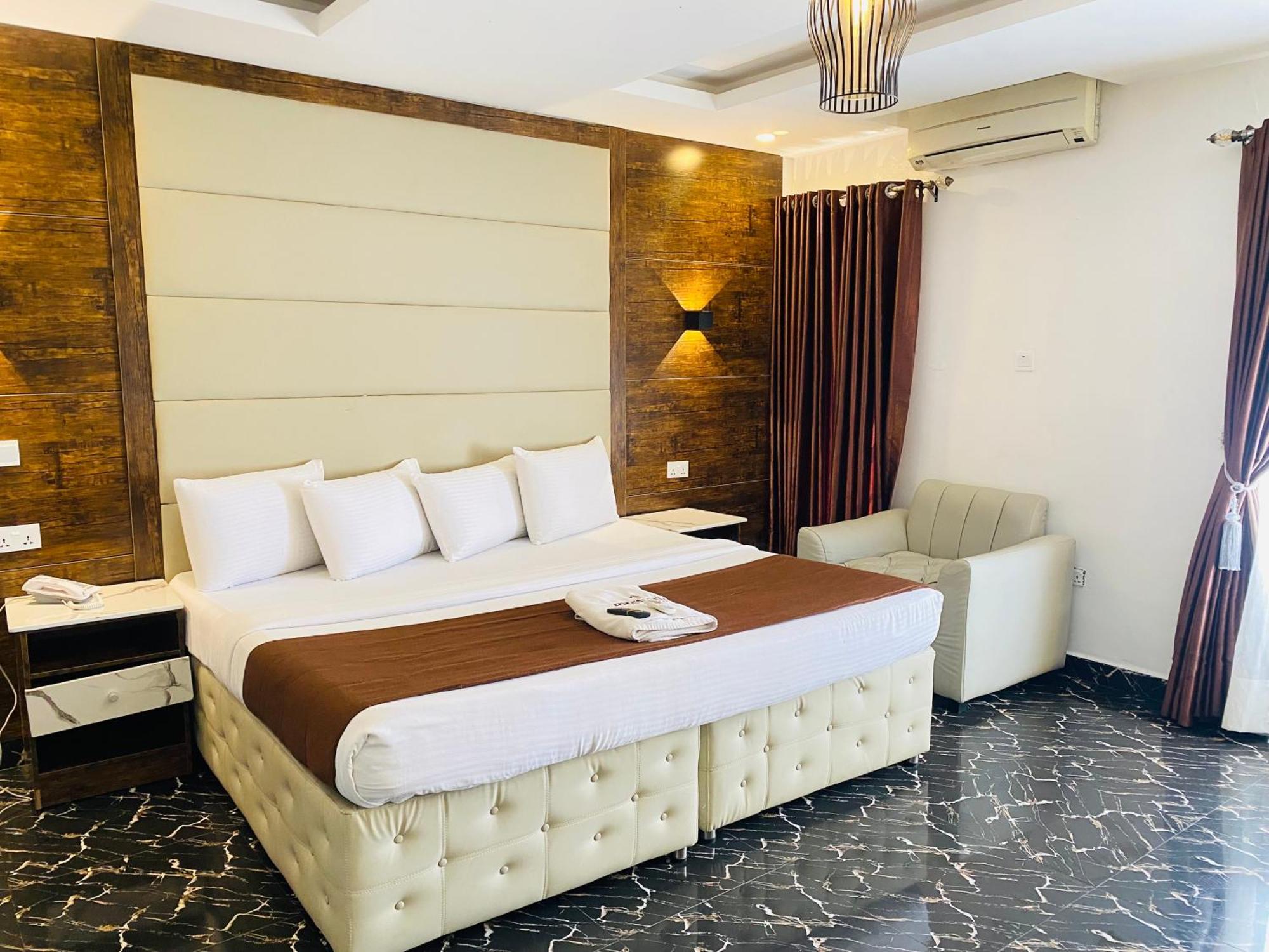Presken Hotel @Oniru Лагос Екстериор снимка