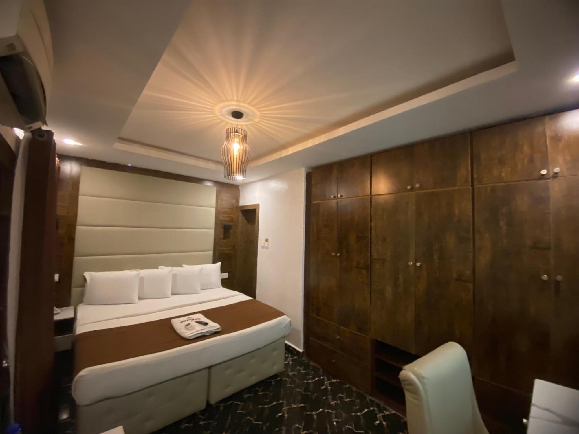 Presken Hotel @Oniru Лагос Екстериор снимка