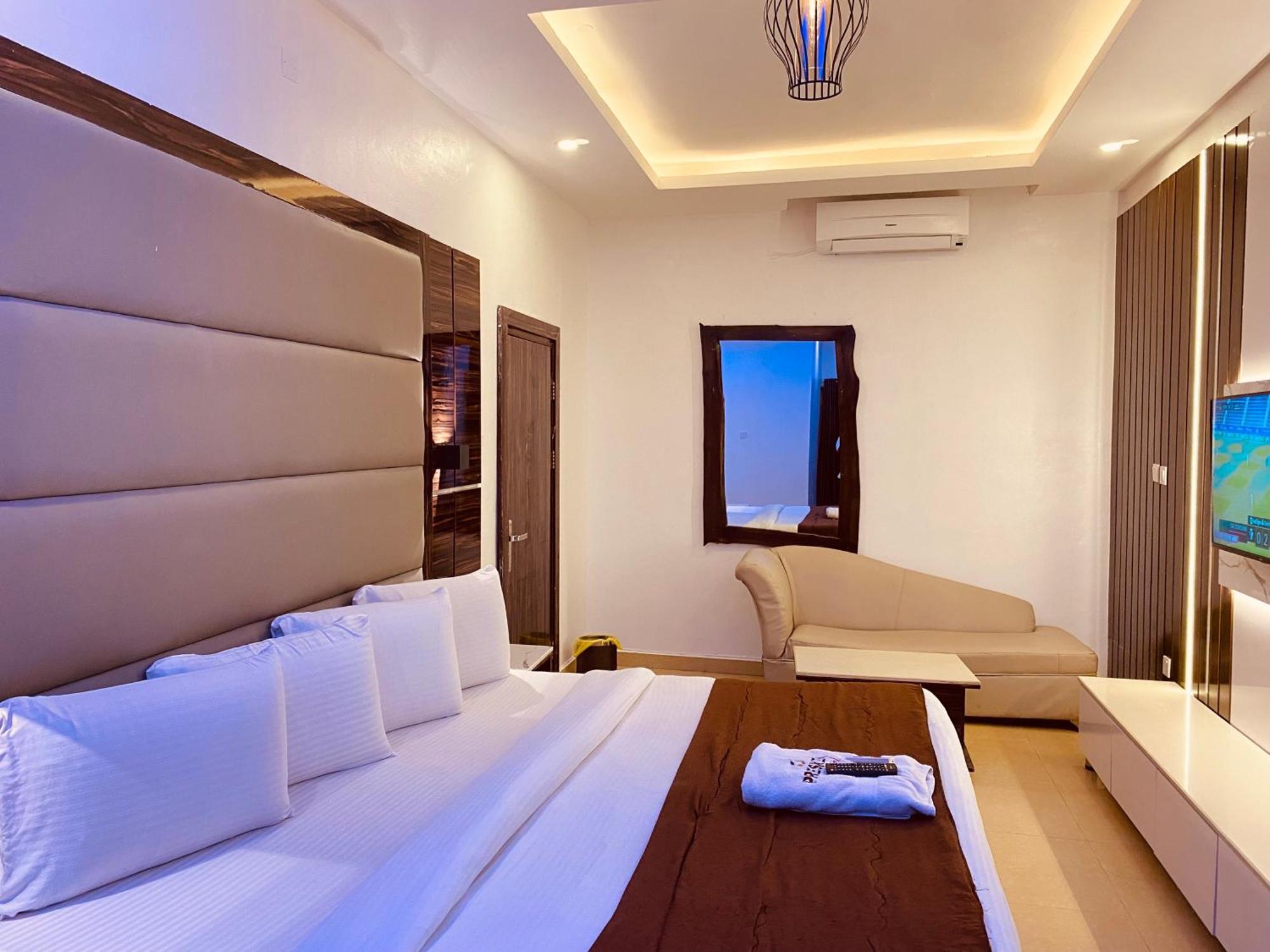 Presken Hotel @Oniru Лагос Екстериор снимка